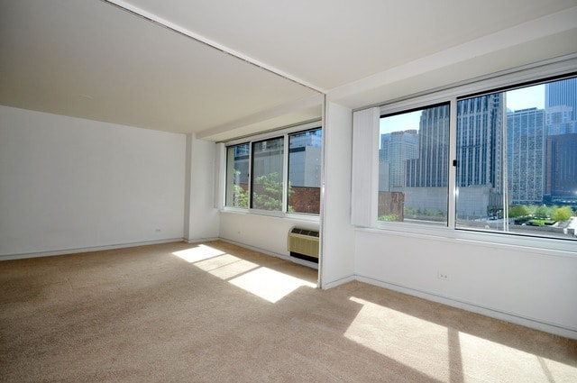 Building Photo - 211 E Ohio St