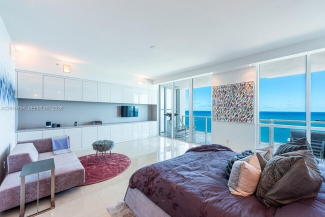 Foto del edificio - 50 South Pointe Dr