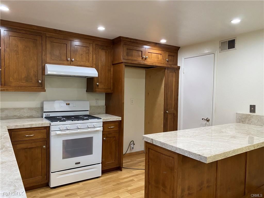 Primary Photo - 3 br, 3 bath Townhome - 1414 Dalmatia Dr