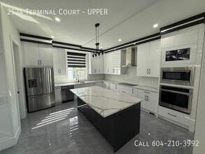 Building Photo - 2534 Terminal Ct.
