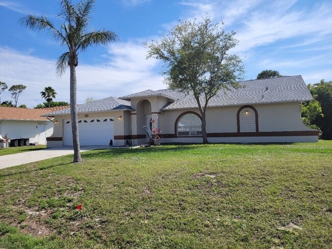 Front view - 9160 Aster Rd