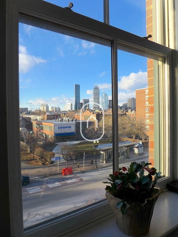 Foto del edificio - 1920 Washington St