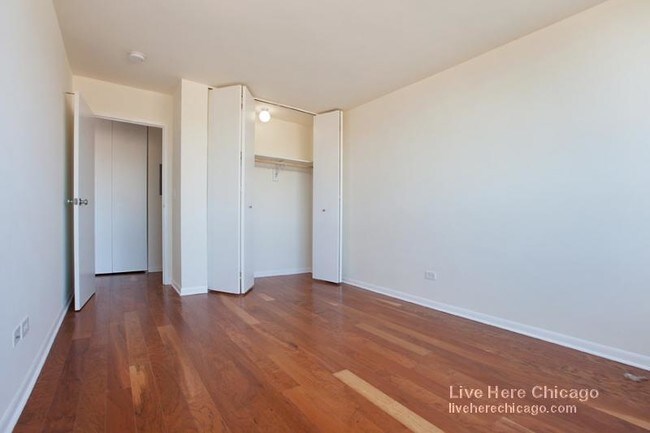 Fotografía del edificio - 800 Hinman Ave