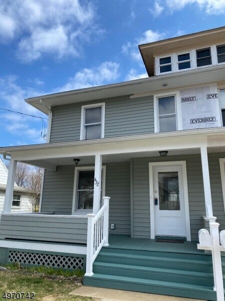 Primary Photo - 422 Sharp St