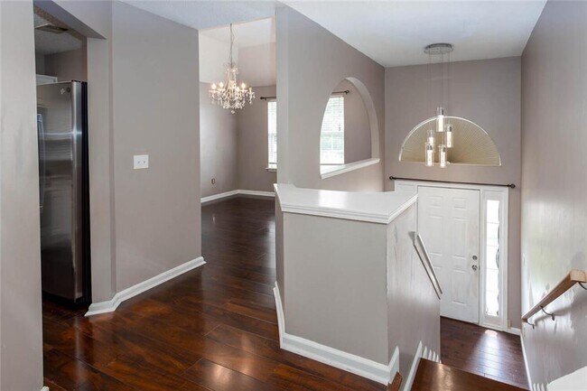 Building Photo - 5414 Sweetsprings Dr SW