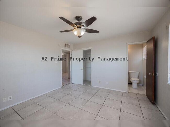 Foto del edificio - 3731 W SAN MIGUEL AVE, PHOENIX AZ