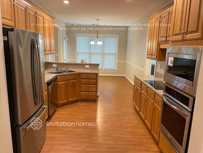 Building Photo - 11112 Ridge Oak Dr