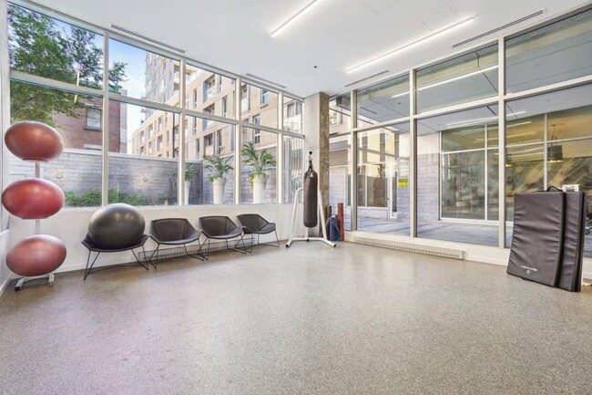 Photo du bâtiment - 1414 Rue Chomedey