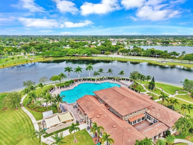 Foto del edificio - 22264 SW 93rd Ct