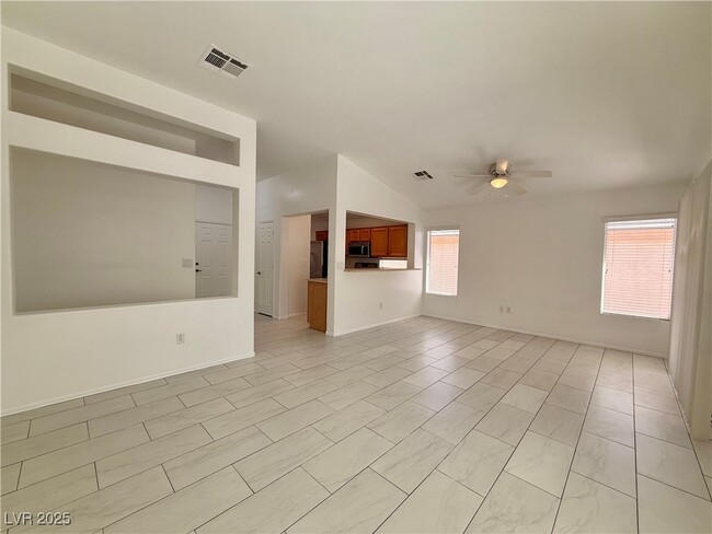 Building Photo - 2173 Point Mallard Dr