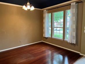 Foto del edificio - 6400 Brownstone Dr
