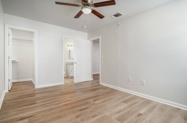 Dormitorio principal (2) - Swaying Oaks