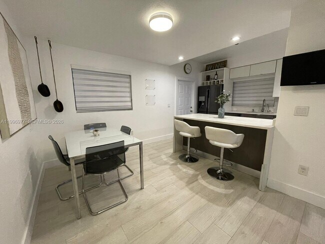 Foto del edificio - 325 NW 19th Ln