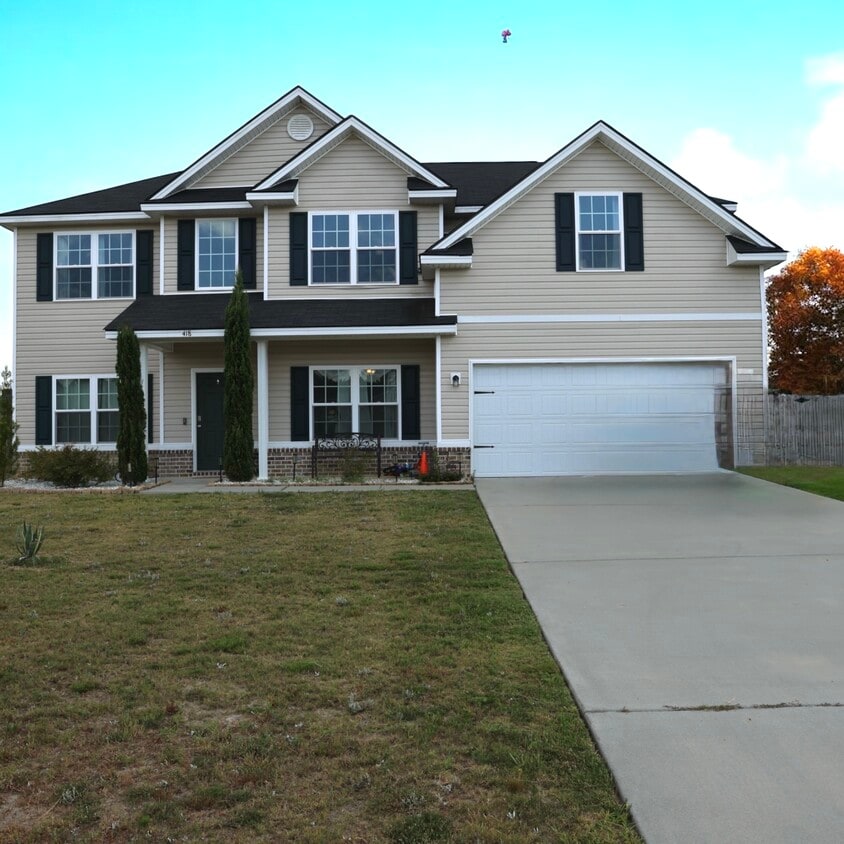 Primary Photo - 418 Huntington Dr