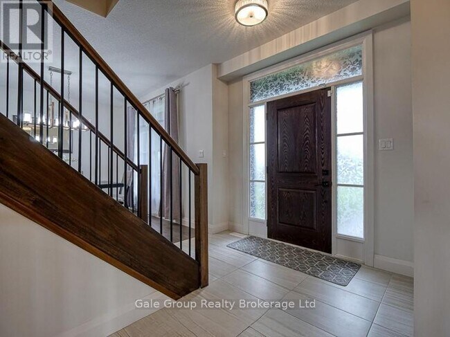 Photo du bâtiment - 95 Thames Springs Cres