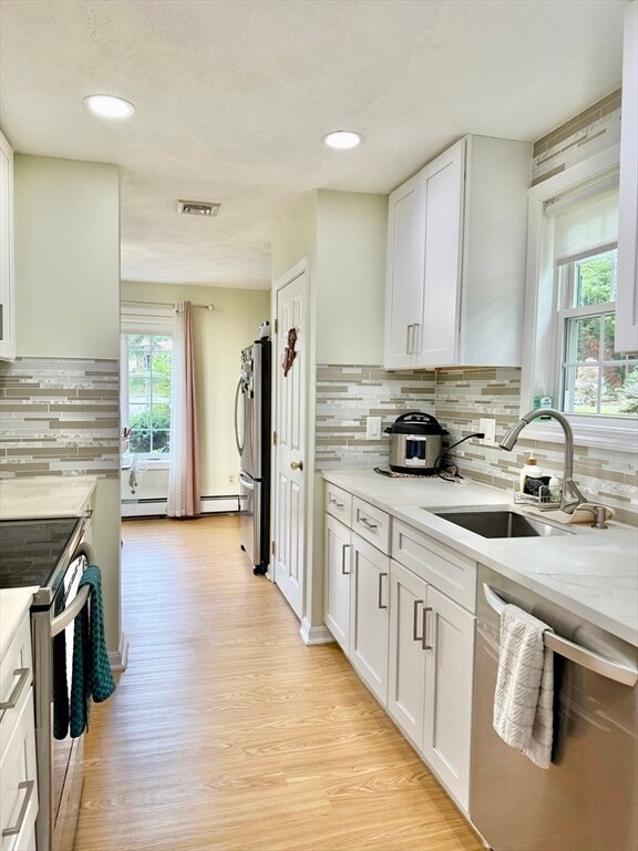 Foto del edificio - 25 Homeward Ln