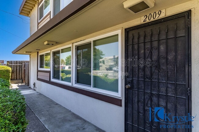 Foto del edificio - 2009 Florida St