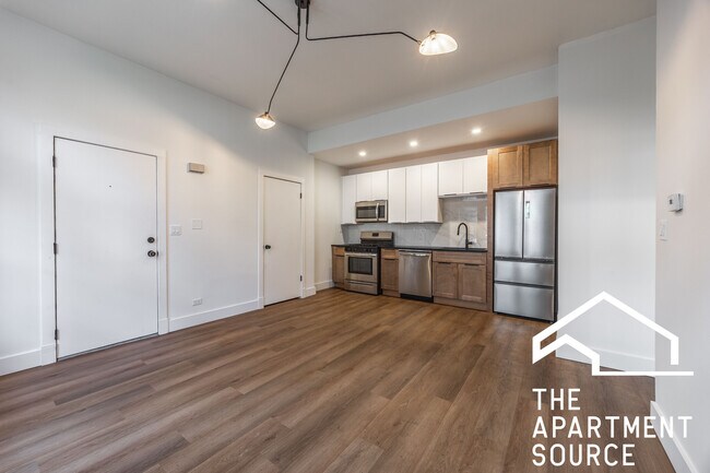 Foto del edificio - 1456 N Kedzie Ave