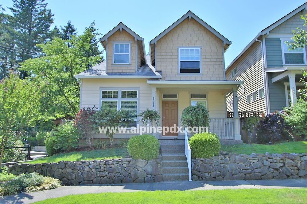 Foto principal - Tanasbourne Place 3 Bedrooms 2.5 Baths