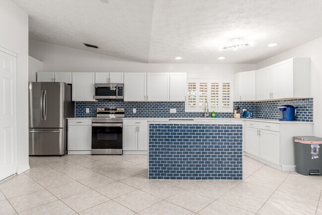 Foto del edificio - 2256 SE Longhorn Ave