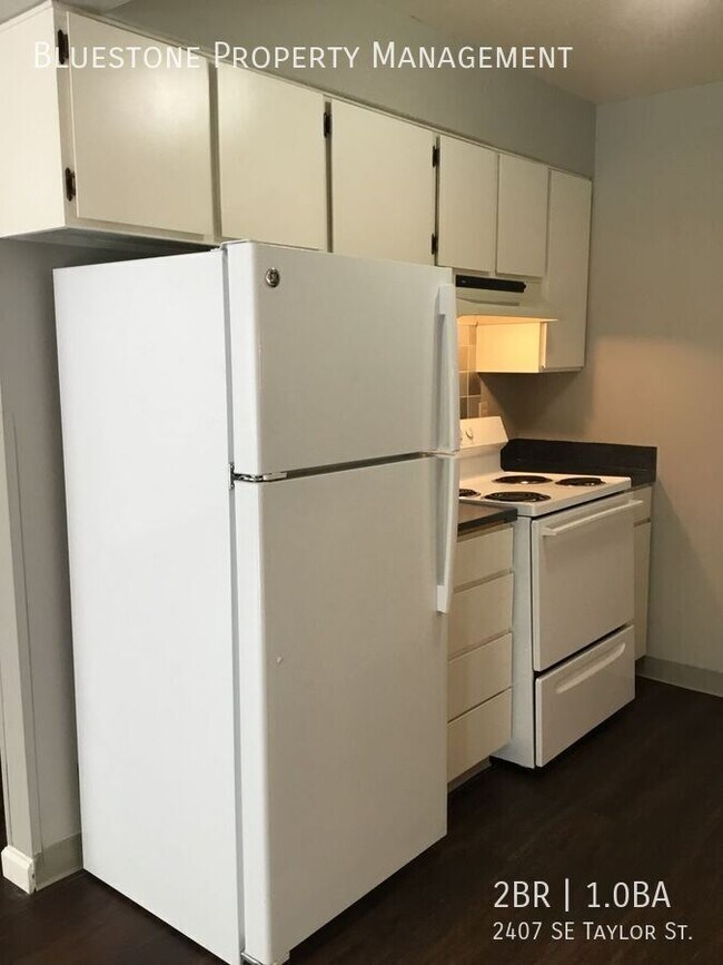 Foto del edificio - 2407 SE Taylor St