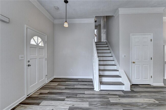Building Photo - 10850 Mortons Cir