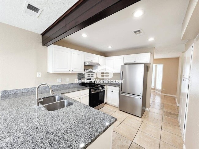 Building Photo - 20203 Dawn Mist Ct