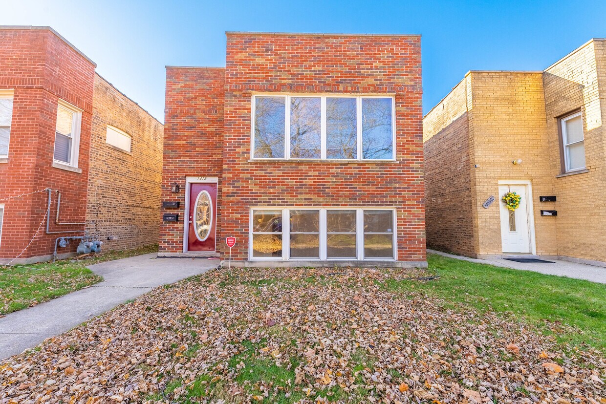 1412 Scoville Ave, Berwyn, IL 60402 House Rental in Berwyn, IL