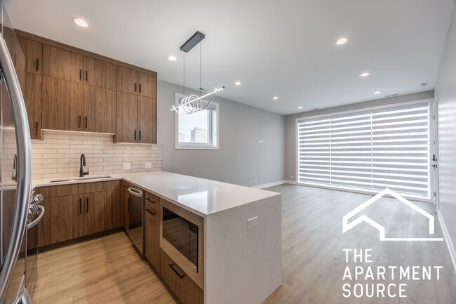 Photo - 3738 S Calumet Ave Apartment