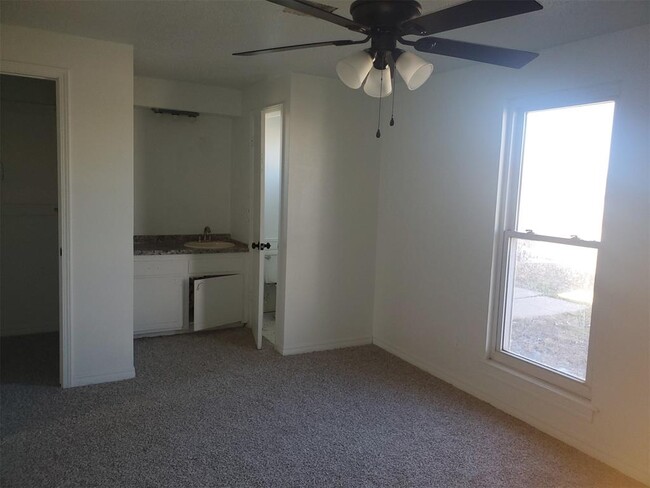 Foto del edificio - 4004 SE 45th St