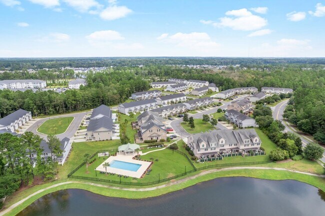 Foto del edificio - Furnished rental/Short Term Available