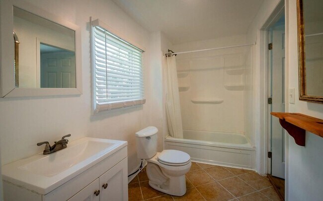 Foto del edificio - Rossville 2-Bedroom House