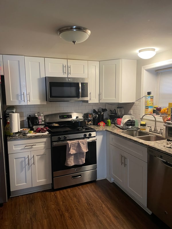 Foto principal - 5310 W Barry Ave