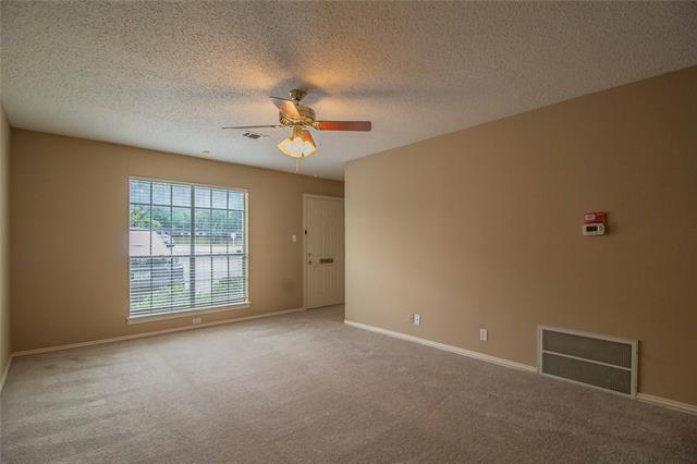 Foto del edificio - 937 Roaring Springs Rd