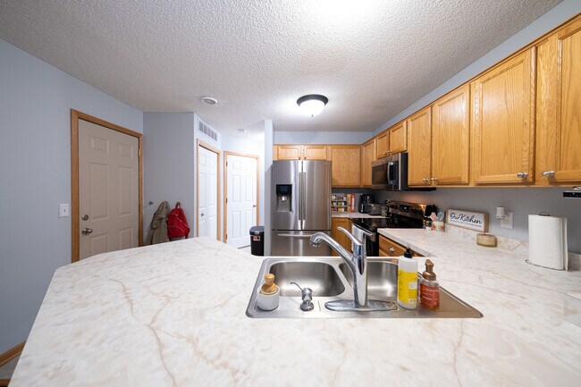Foto del edificio - 17326 Lilac Ln SE