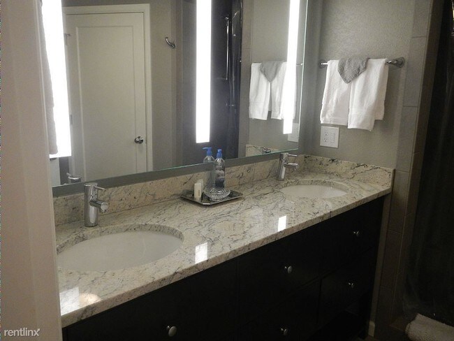Foto del edificio - 1 br, 1 bath - 462 Angier Ave NE