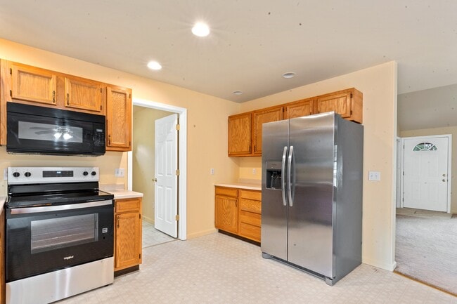 Building Photo - 30540 Brannigan Dr