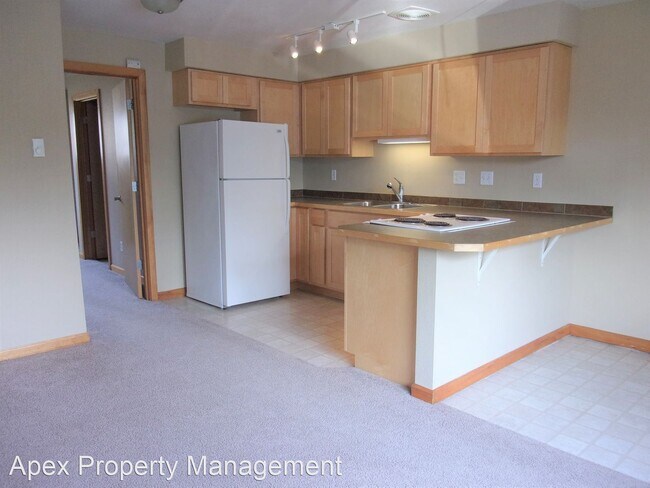 Building Photo - 1 br, 1 bath Apartment - 1034 24TH STREET