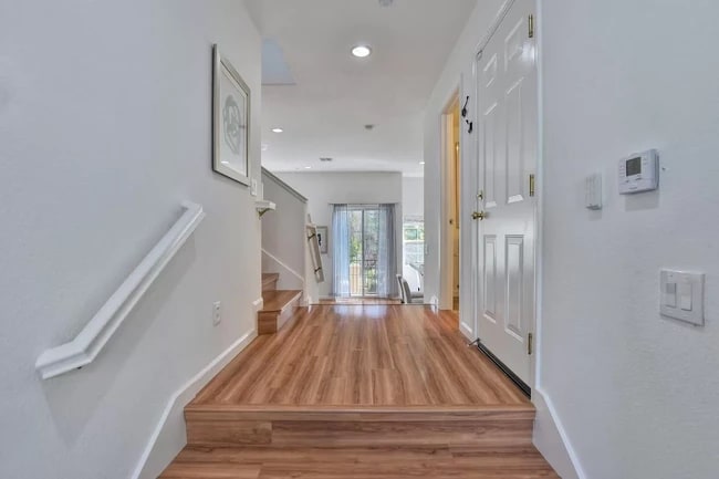 Main door, garage doors left and right - 344 Tower Hill Ave