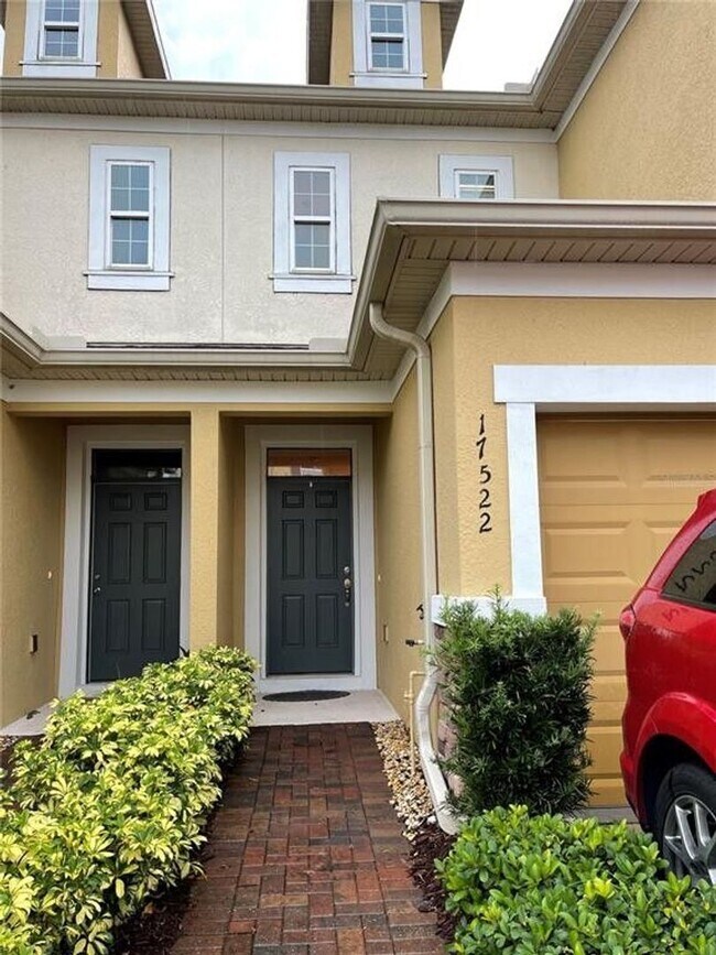 Foto del edificio - Awesome Townhome for Rent