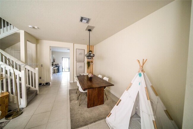 Foto del edificio - 3417 W 111th Pl