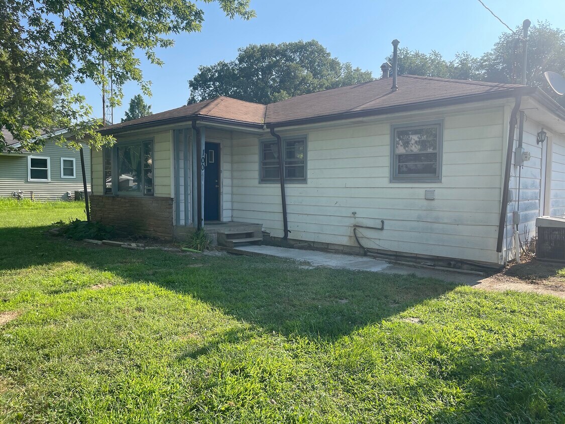 Foto principal - 100 County Rd 1110 E