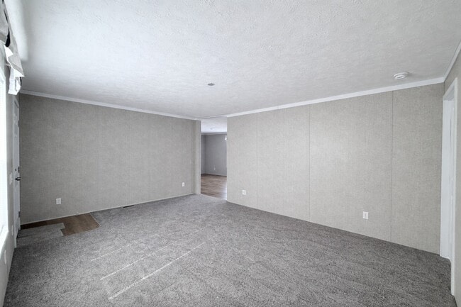 Building Photo - 52167 Williamsburg Ln