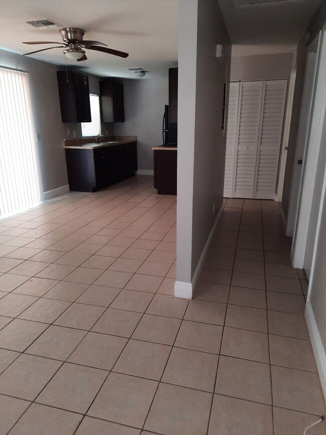 Photo - IPM-2617 Mohawk Ave Apartment