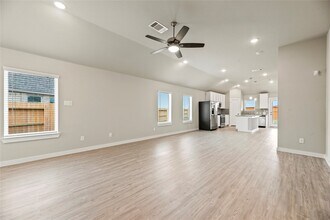 Building Photo - 21670 Sandy Dune Dr