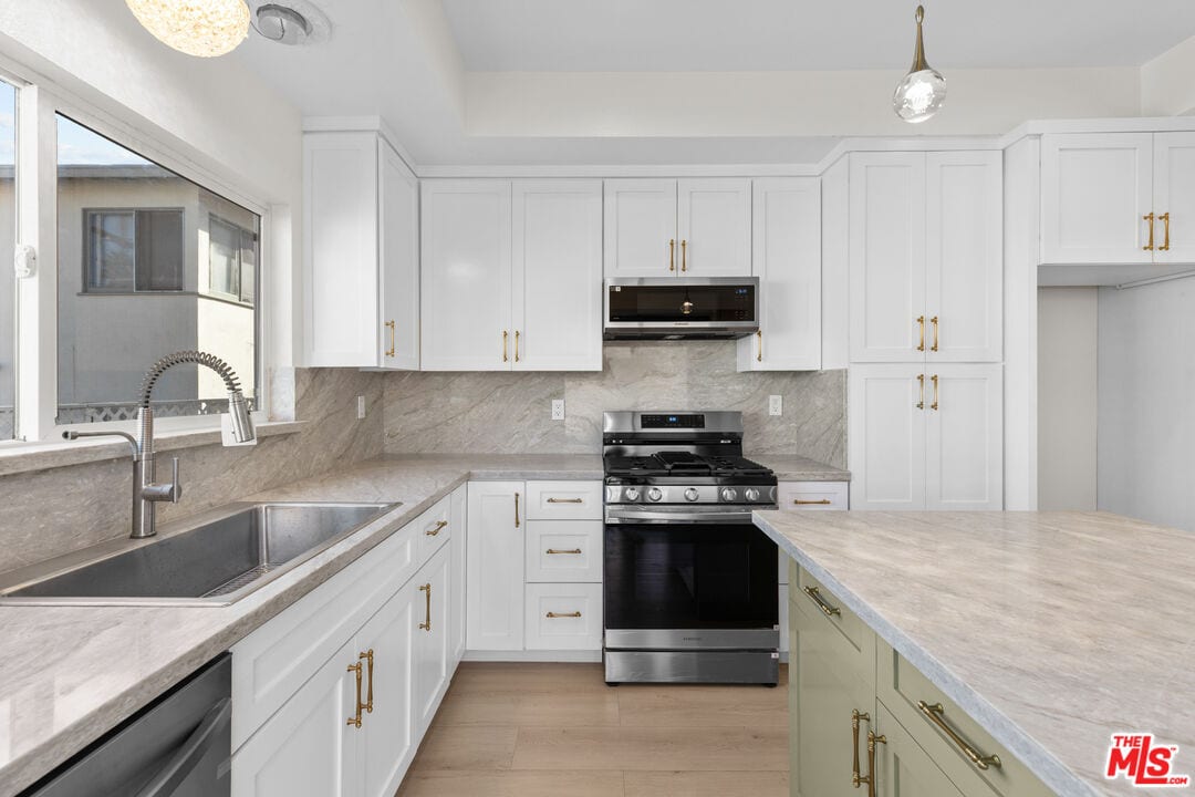 Foto principal - 1027 S Bedford St