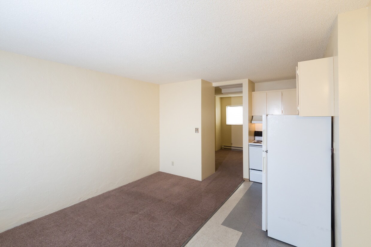 Foto principal - 4131 11th Ave NE