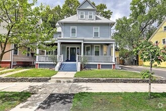 Building Photo - 195 Ontario St