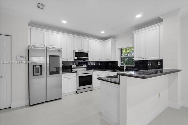 Foto del edificio - 7482 NW 21st Ct