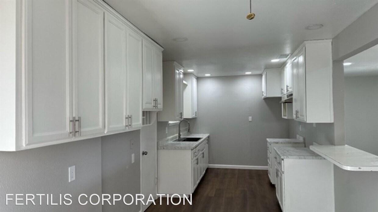 3 br, 1 bath House 17833 Upland Ave 1783... House Rental in Fontana, CA